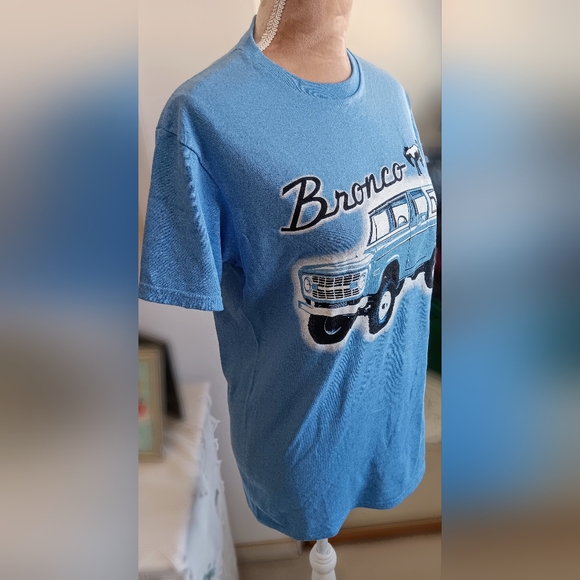 Retro~ Blue Ford Bronco Graphic Tee Unisex S/M - Picture 5 of 7